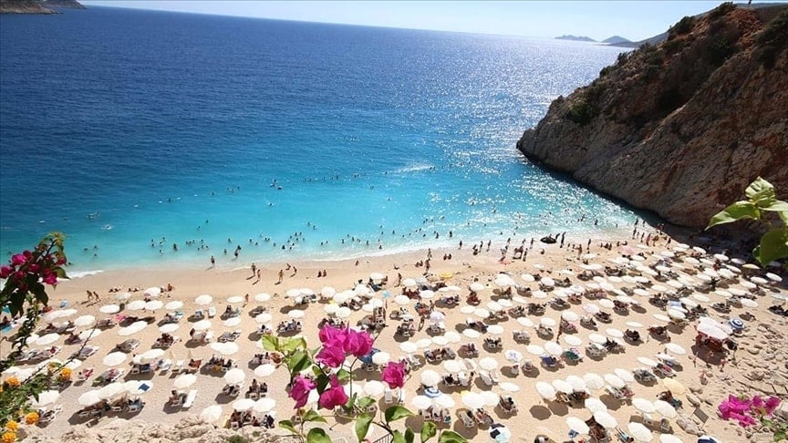 Tatil rezervasyonunda bu 3 hatayı yapanın parası buhar oluyor