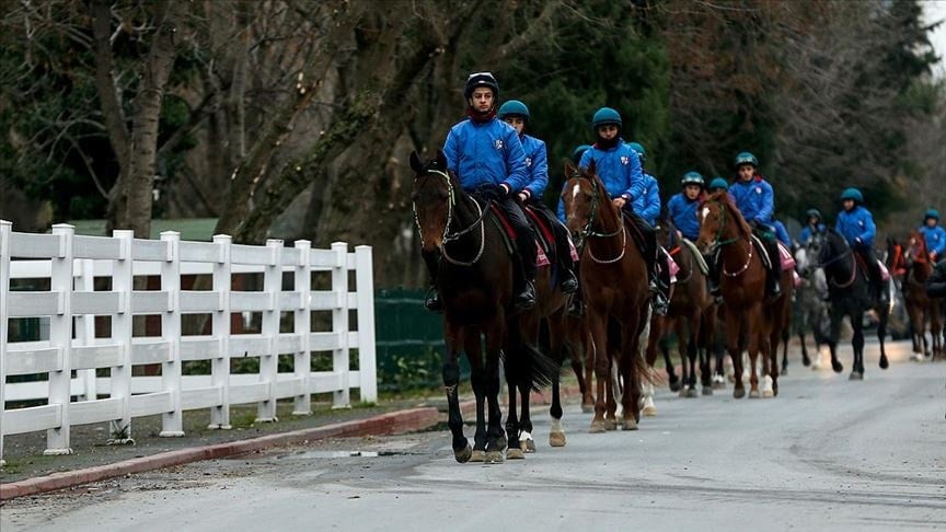 TJK yeni jokeyler yetiştirmek için düğmeye bastı