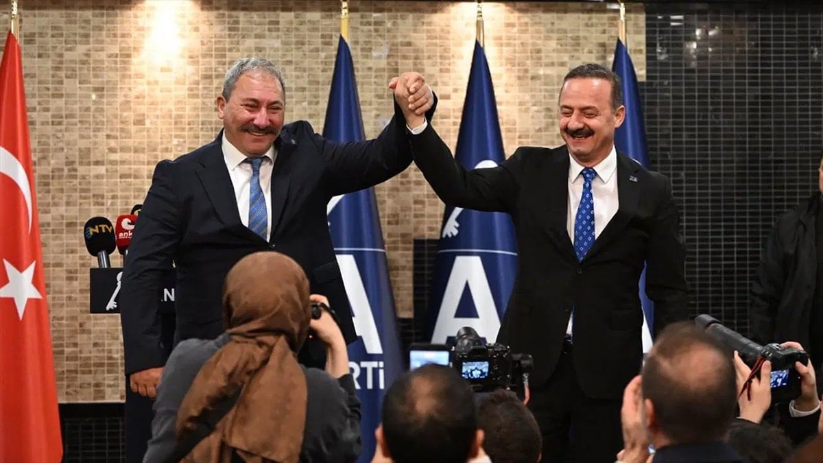 İYİ Parti'den istifa etmişti! Anahtar Parti'ye katıldı