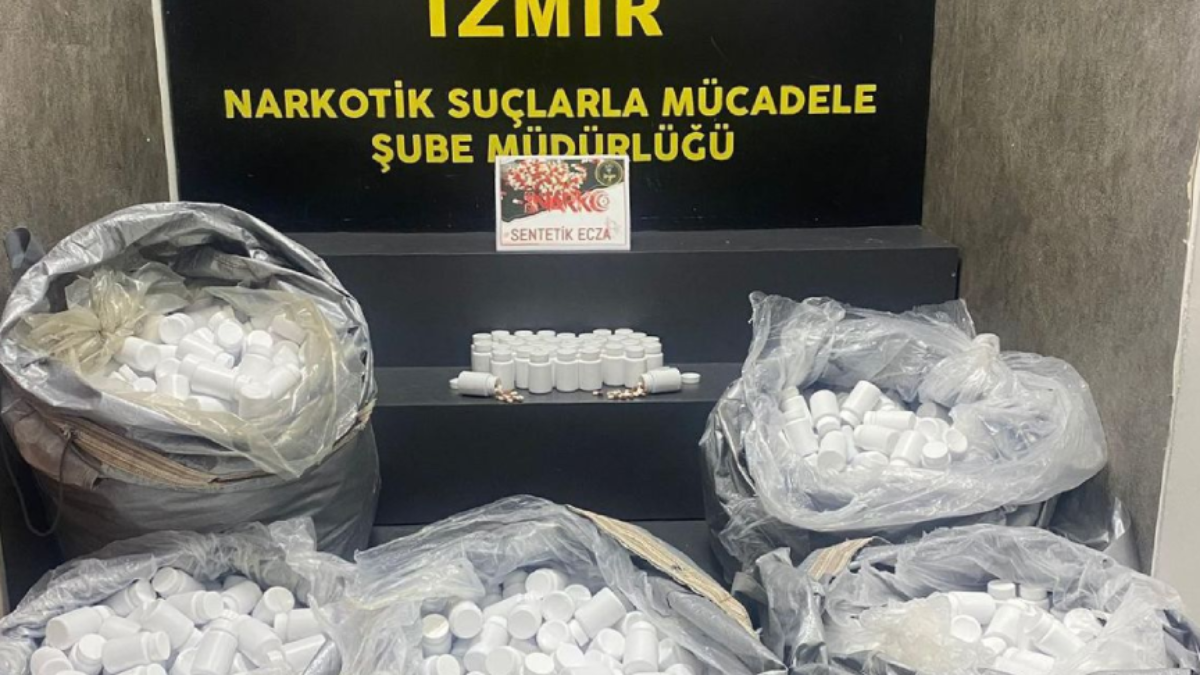 Araç değil uyuşturucu deposu!