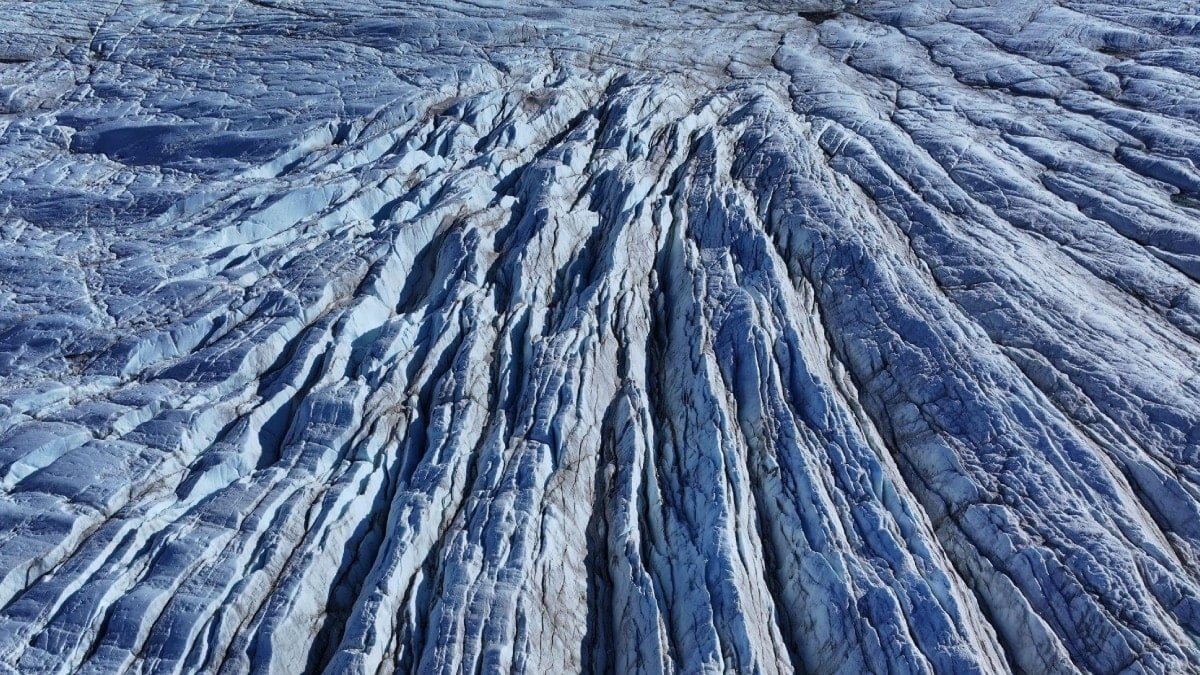 Binlerce yıllık virüsler uyanıyor: Donmuş tehlike gün yüzüne çıkıyor