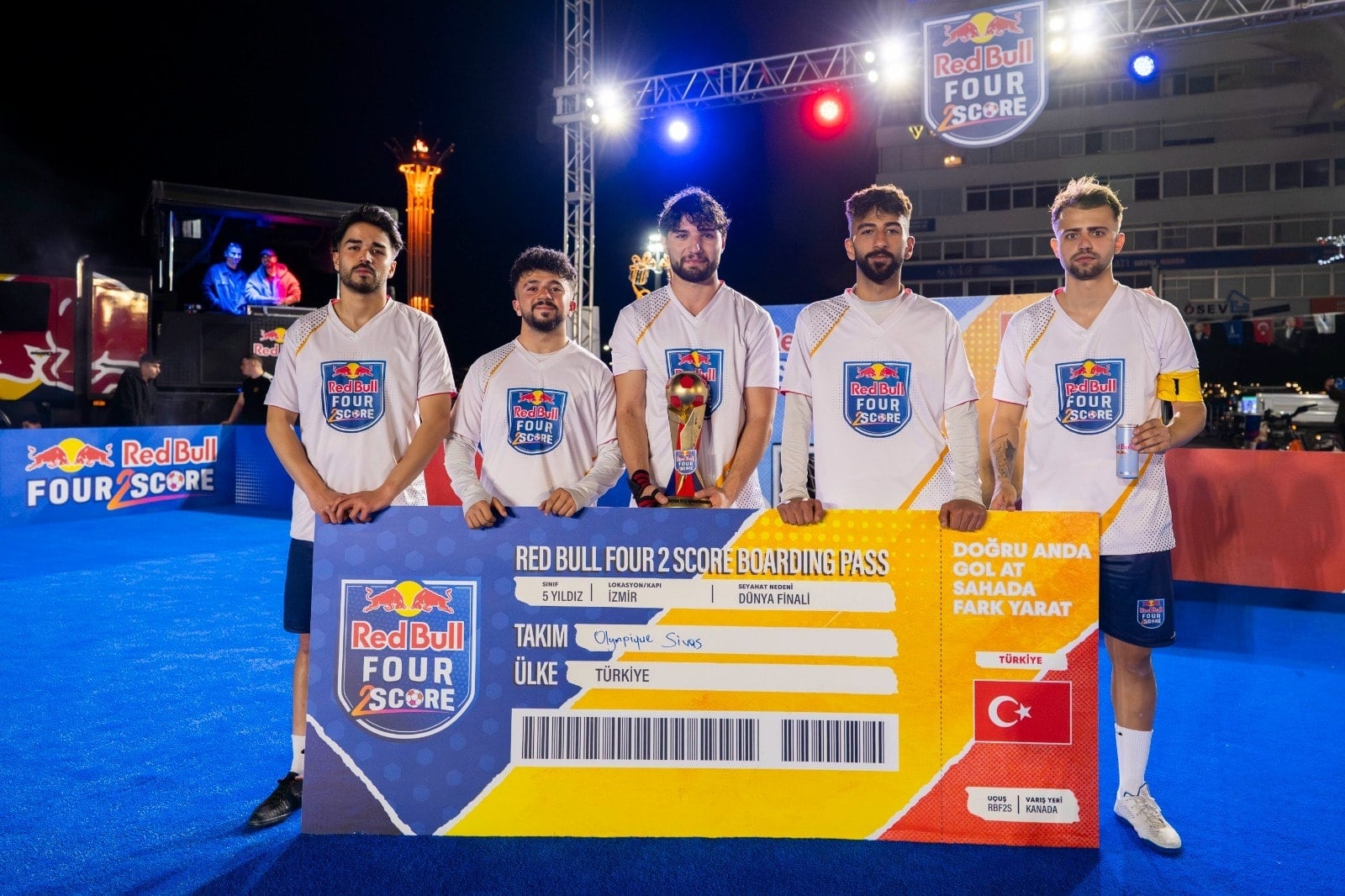 Sokak futbolunda Kanada bileti sahibini buldu