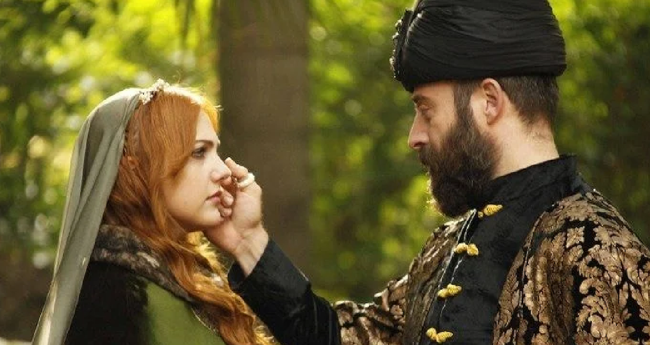 Meryem Uzerli ve Halit Ergenç'ten muhteşem dönüş: Yıllar sonra aynı projedeler