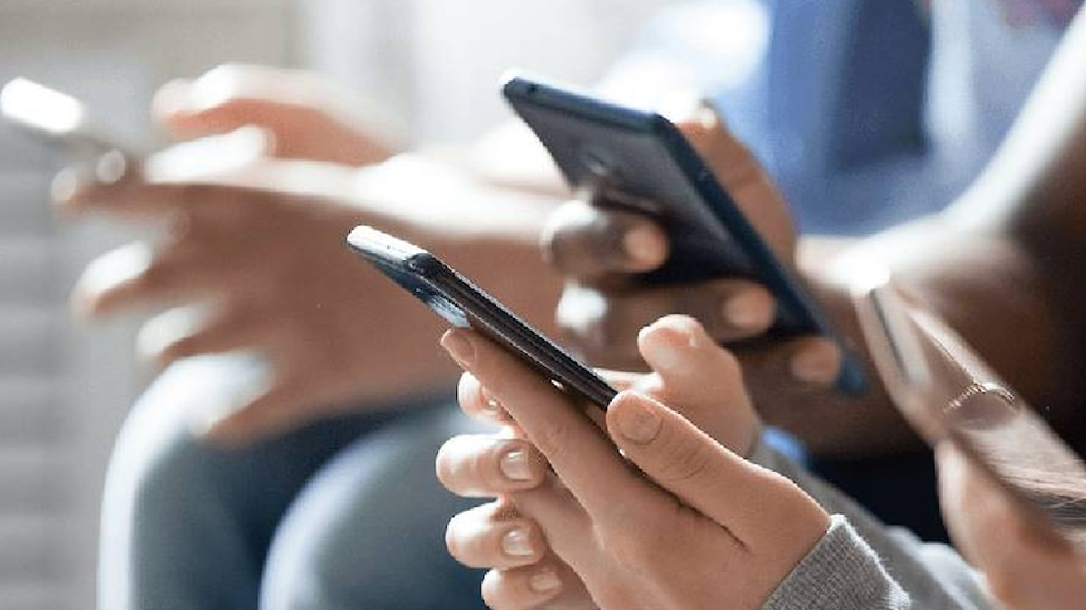 Ülkedeki tüm vatandaşlara ücretsiz internet verilecek