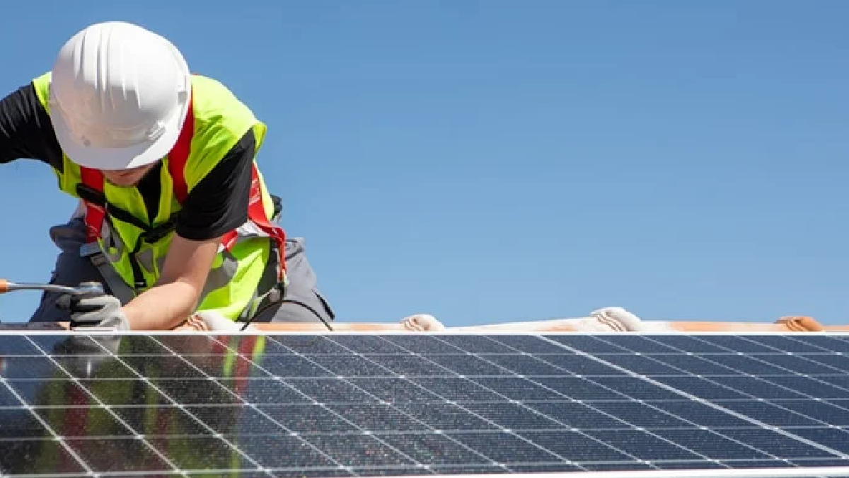 Avrupa esir düştü, onlar güneş paneliyle kaderini değiştirdi