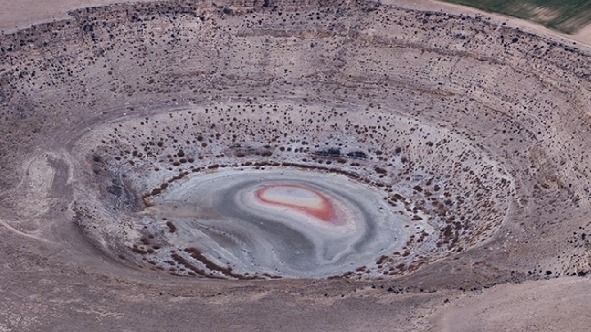 Korkutan görüntü: Bir ilimizin altındaki yer kabuğu çöküyor