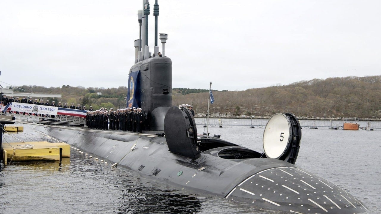 7.800 tonlu dev denizaltı filoya katıldı: Ömür boyunca yakıt ikmali gerekmiyor