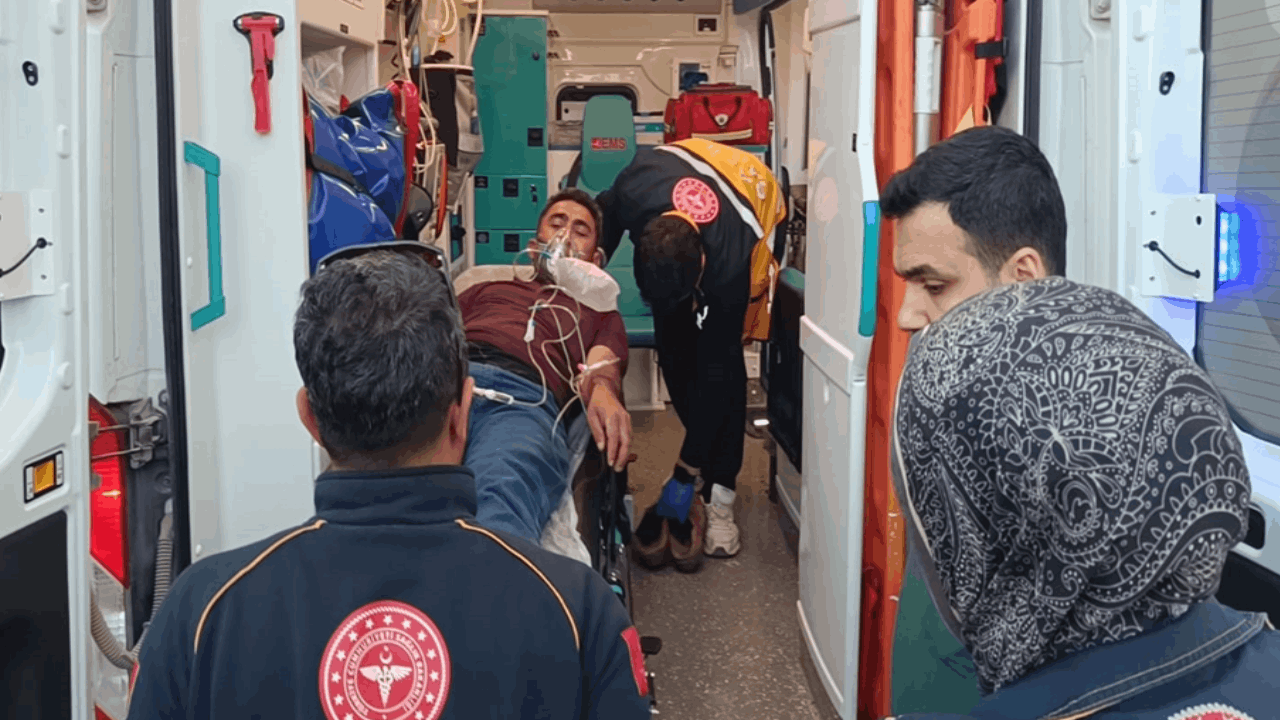 Komşu kavgasında kan aktı: 1'i ağır, 4 yaralı