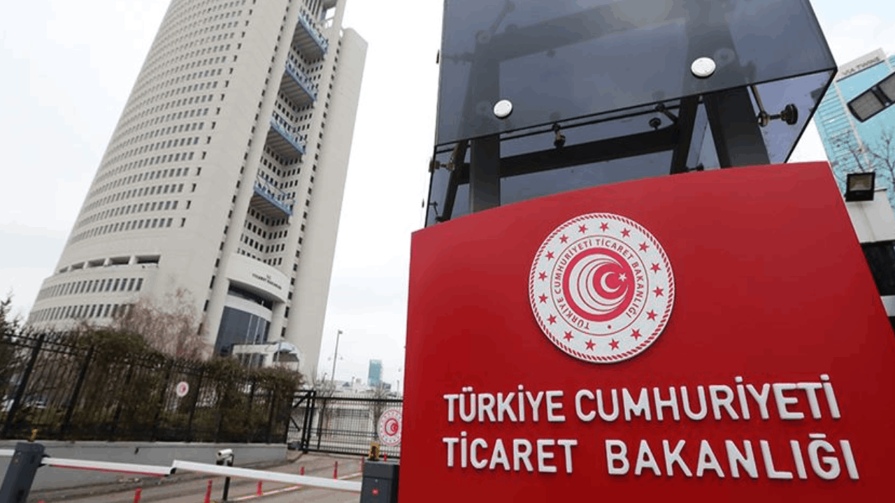 Taşınmaz, kuyum ve taşıt ticareti yönetmeliklerinde değişiklik yapıldı