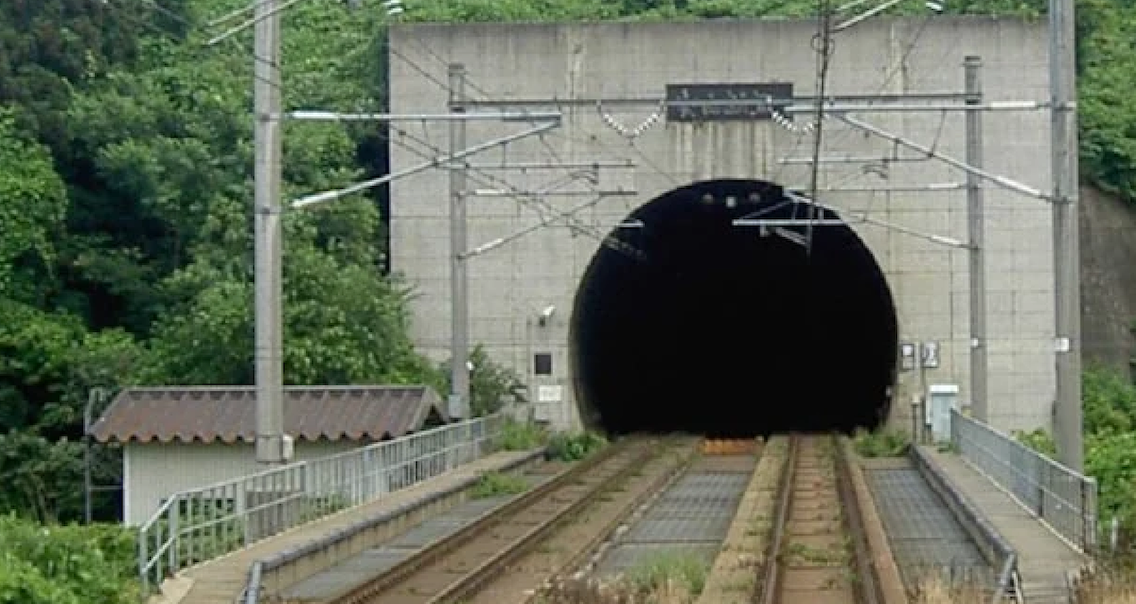 2 ülke dev tünelle birleşiyor