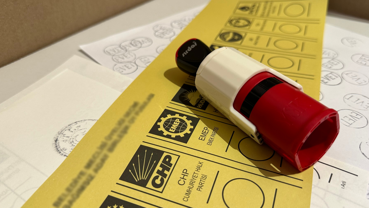 Her parti birinci olduğunu iddia ediyordu... Anketlerin anketinde kim önde? 