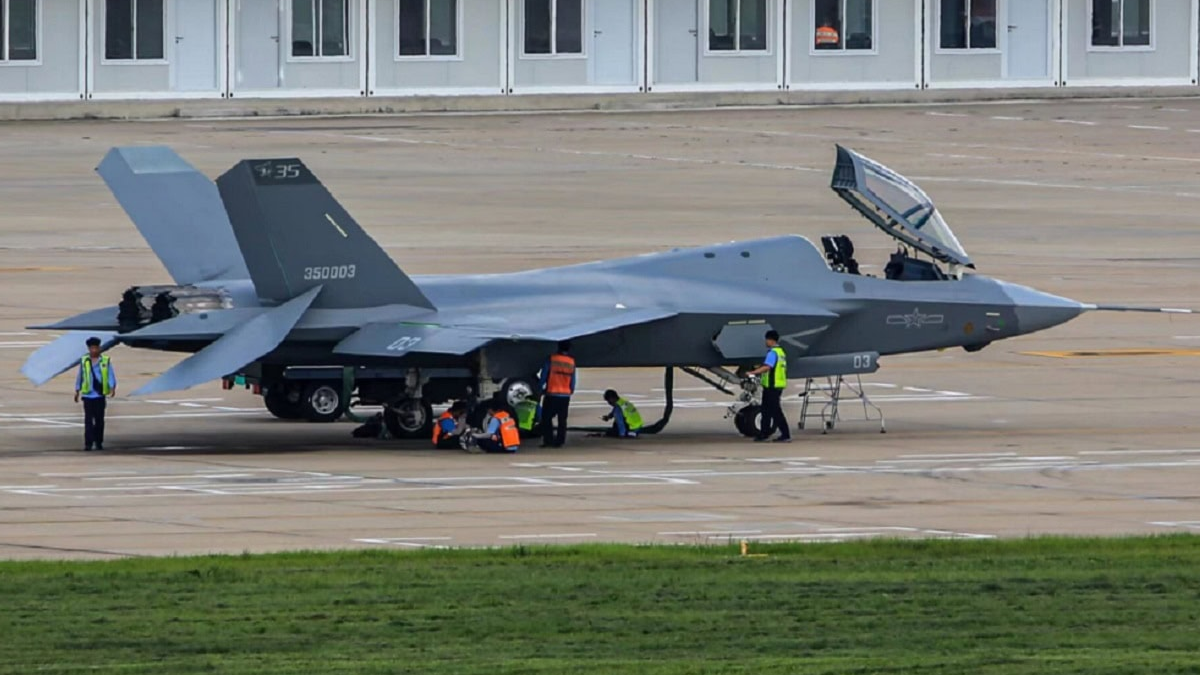 Yetenekli modern uçağa vebalı gibi bakıyorlar: İşte nedeni