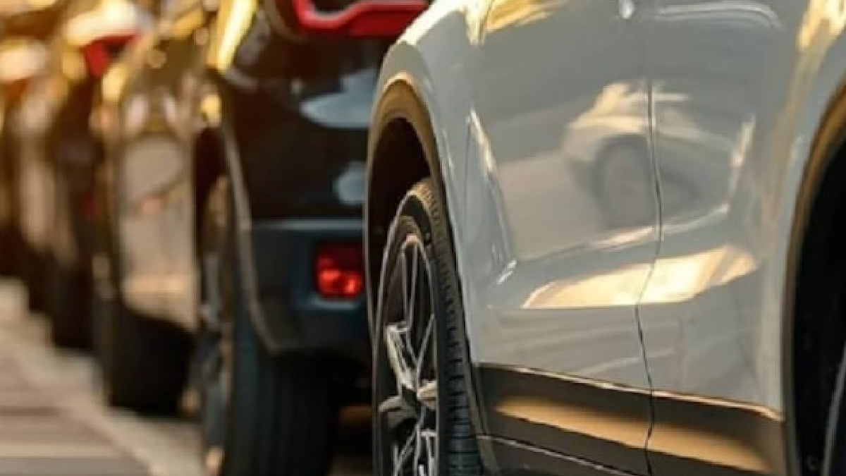 Sovyetlerin efsane otomobili geri döndü