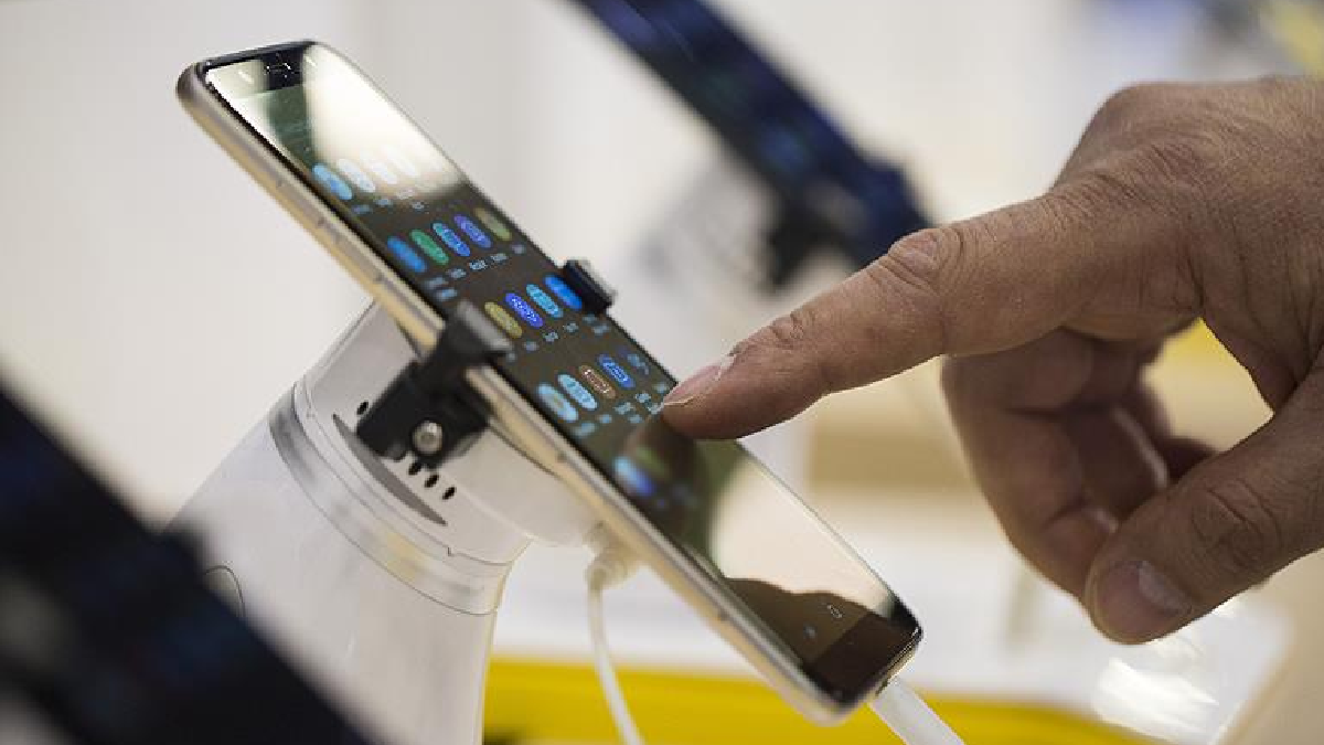 Akıllı telefonlarda eskiye dönülüyor: Hepsi sil baştan değişecek