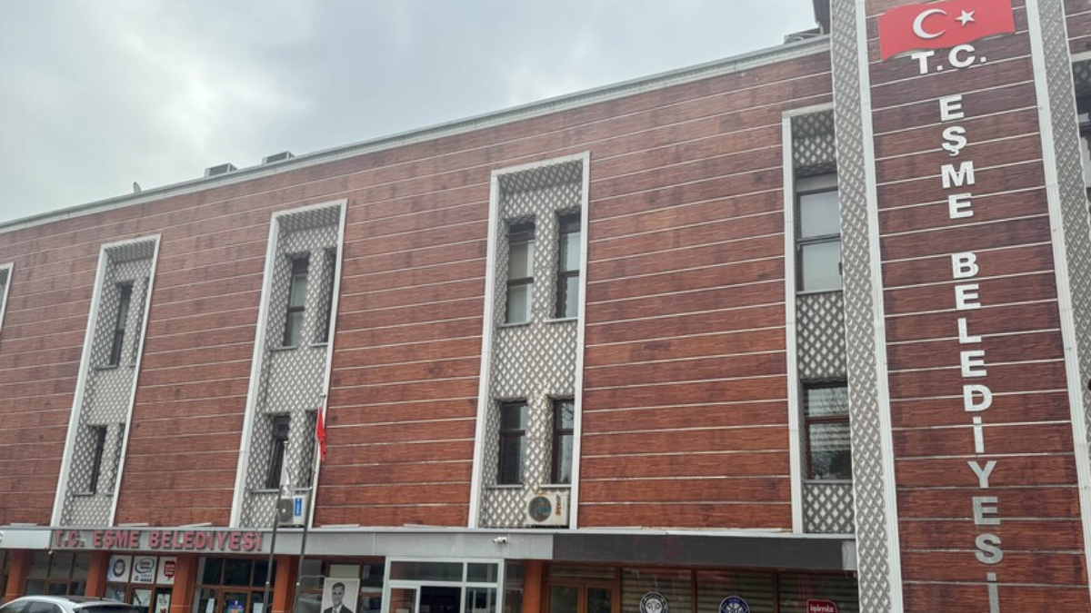 Eşme'de başkanvekilliği seçimini CHP'nin adayı kazandı