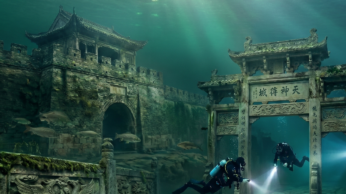 Gölün ortasında 600 yıllık şehir bulundu: