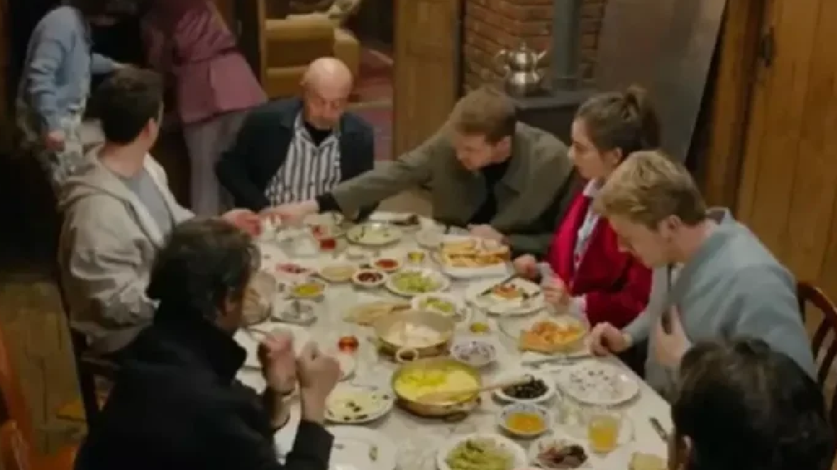 Taşacak Bu Deniz'in ünlü ismine soğuk duş