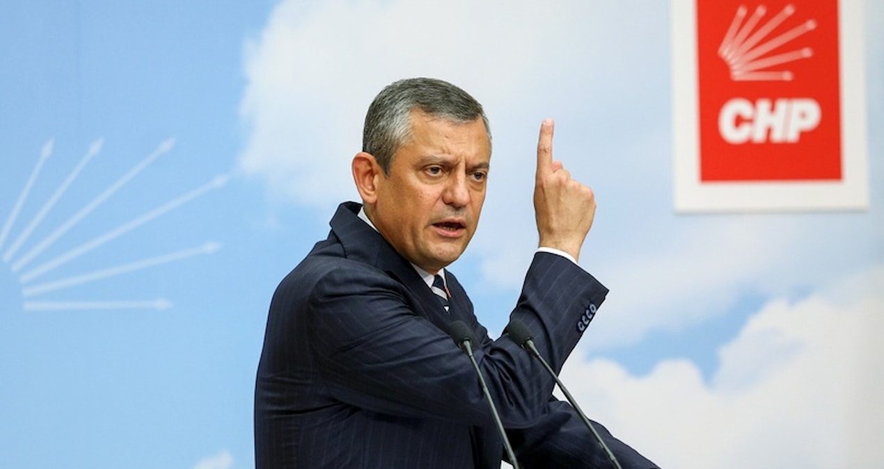 Özgür Özel'den 'istifa' çağrılarına yanıt