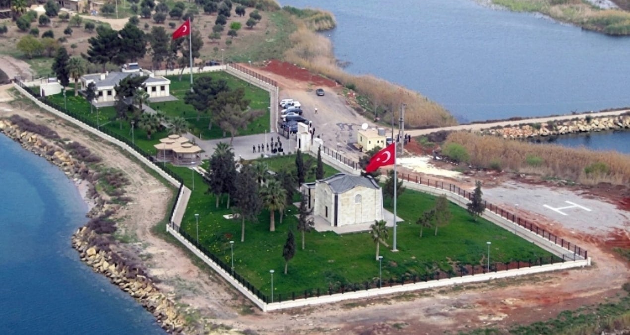 Ecdadımız sürgünde iktidar başka alemde