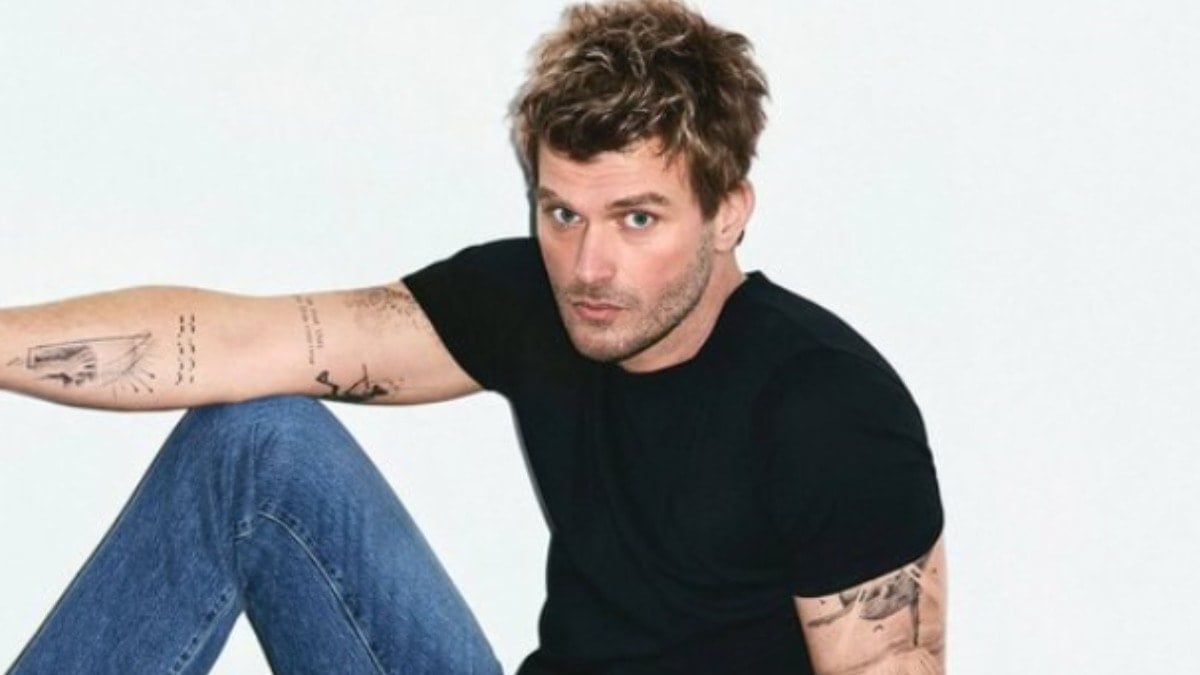 Kıvanç Tatlıtuğ yeni imajıyla dikkat çekti