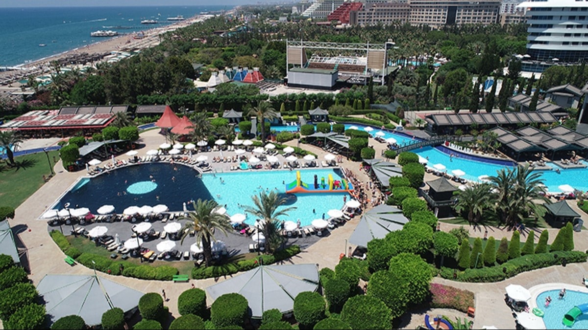 Turizmde kriz dalgası: 1500 otel satışa çıkarıldı