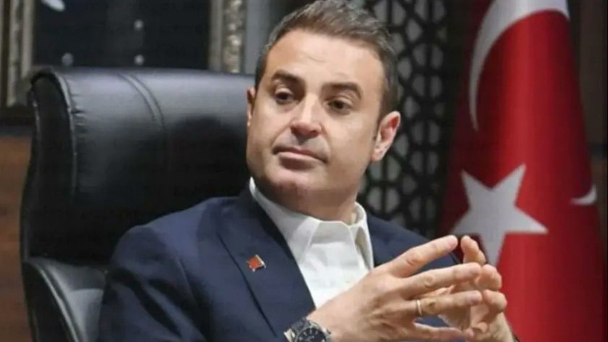 AKP'ye geçeceği iddia ediliyordu! Hafta sonunu işaret etti...