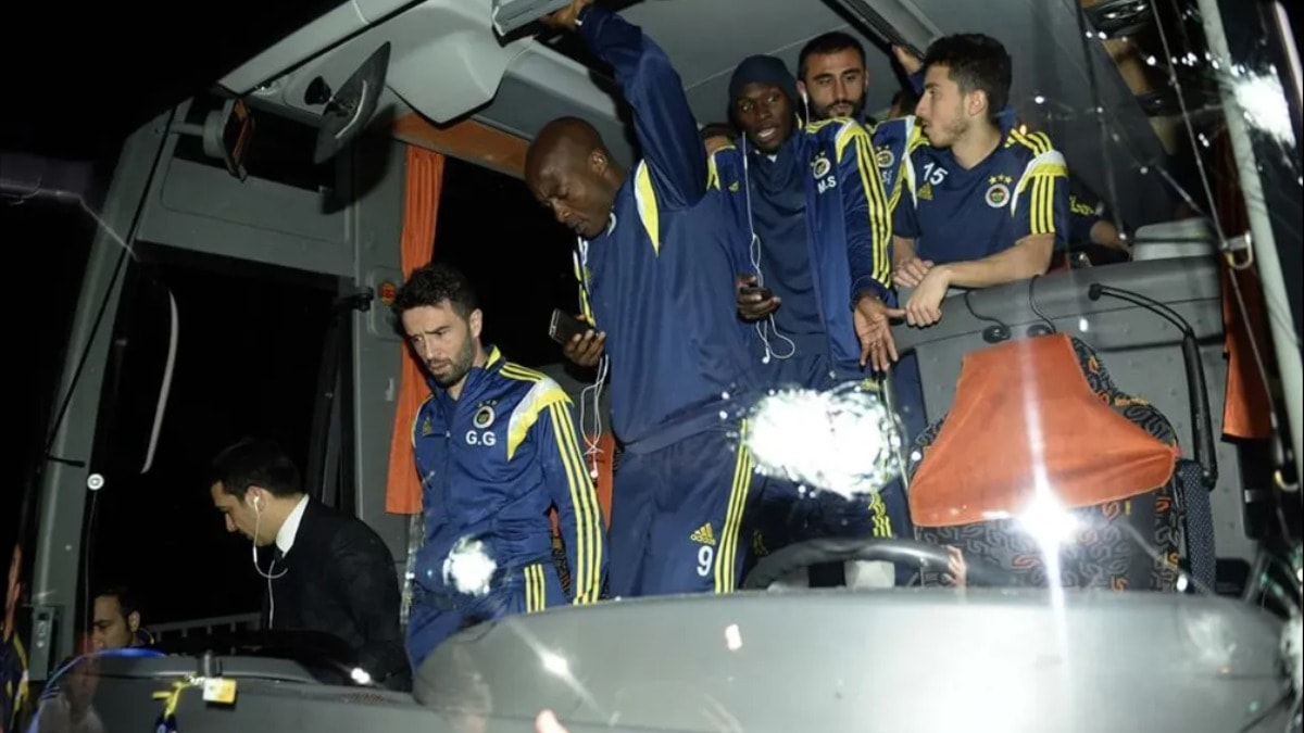 Fenerbahçe'ye saldırı dosyası bozuldu  