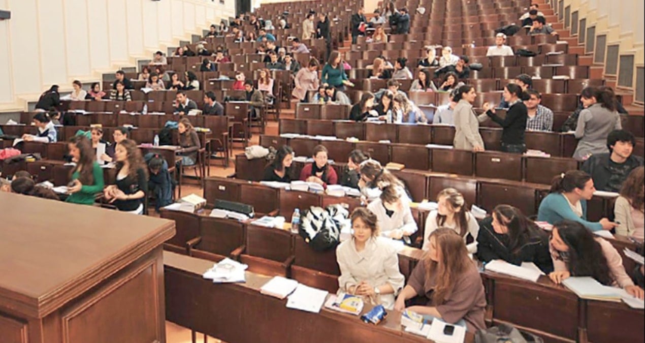 Vakıf üniversiteleri Türk öğrencilere yabancılardan 53 kat daha pahalı