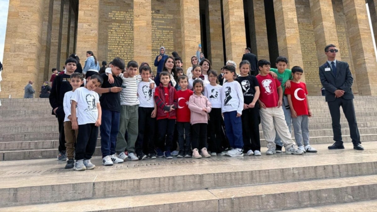 Par biriktirip Anıtkabir'e koştular