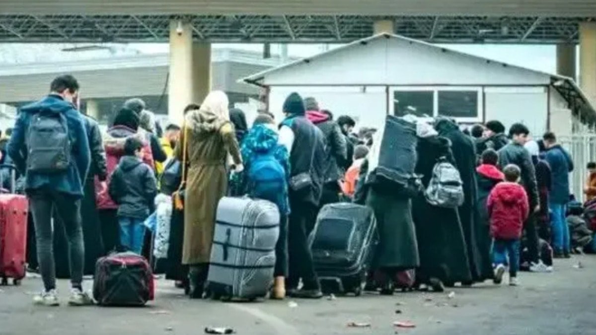 Geldikleri gibi gitmediler