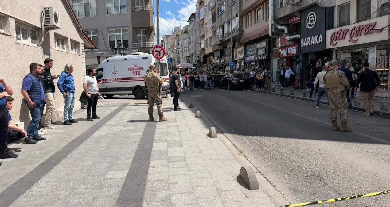 İki polisi şehit etmişti... Saldırgan ile ilgili akıllara durgunluk veren gerçek ortaya çıktı