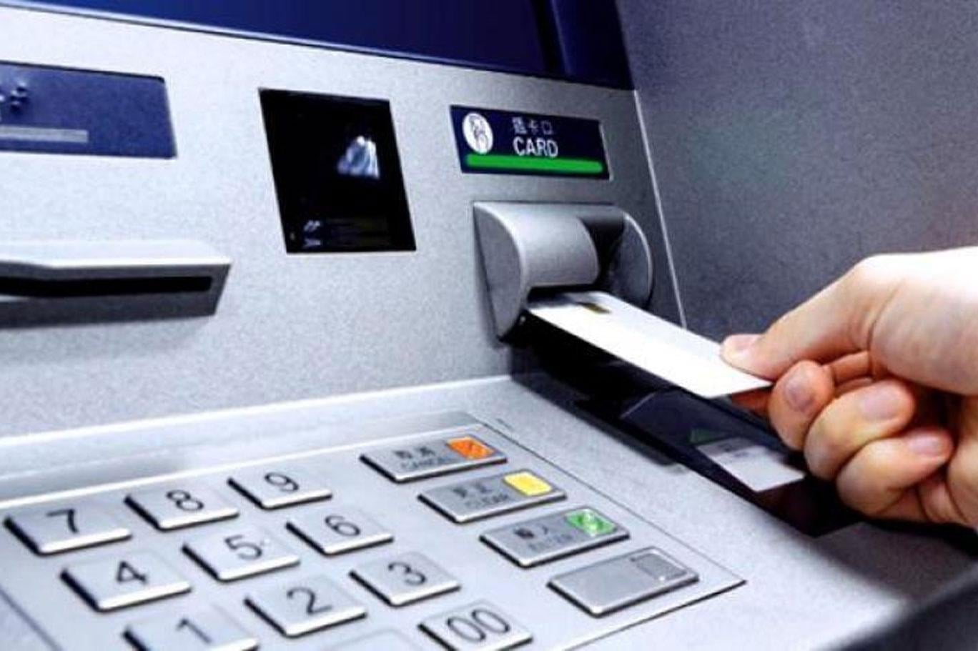 ATM'ler meğer bu yüzden kartı yutuyormuş