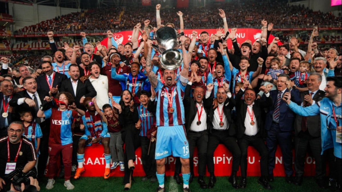 Trabzonspor kupa kazandı, Beşiktaş ve Başakşehir'in yüzü güldü