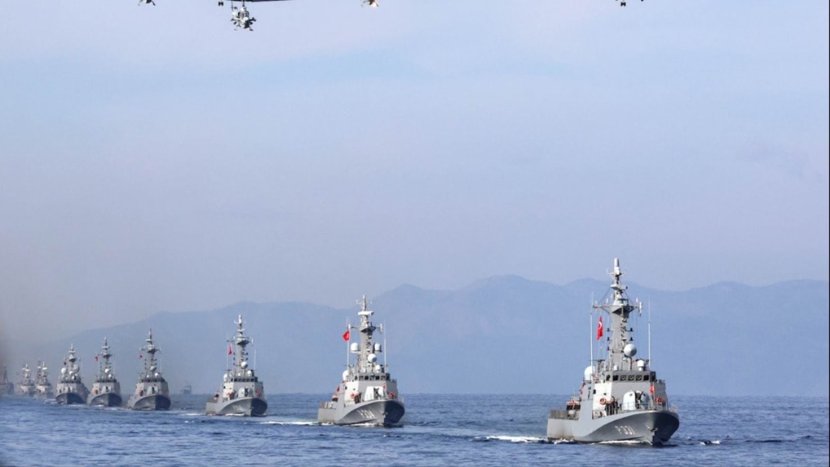 “Mavi Vatan’a göz diken savaşı göze alsın” resti!
