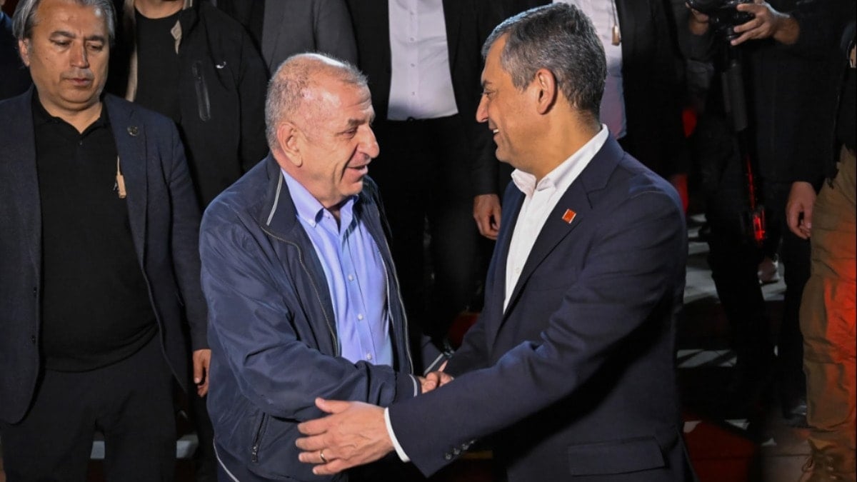 Ümit Özdağ, CHP Genel Merkezi'nde Özel ile görüştü