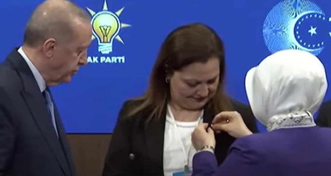 SON DAKİKA | Erdoğan duyurdu: Burcu Köksal AKP'ye katıldı