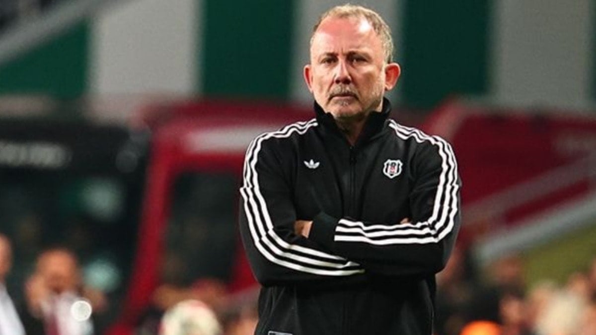 Beşiktaş'ta Sergen Yalçın dönemi sona erdi
