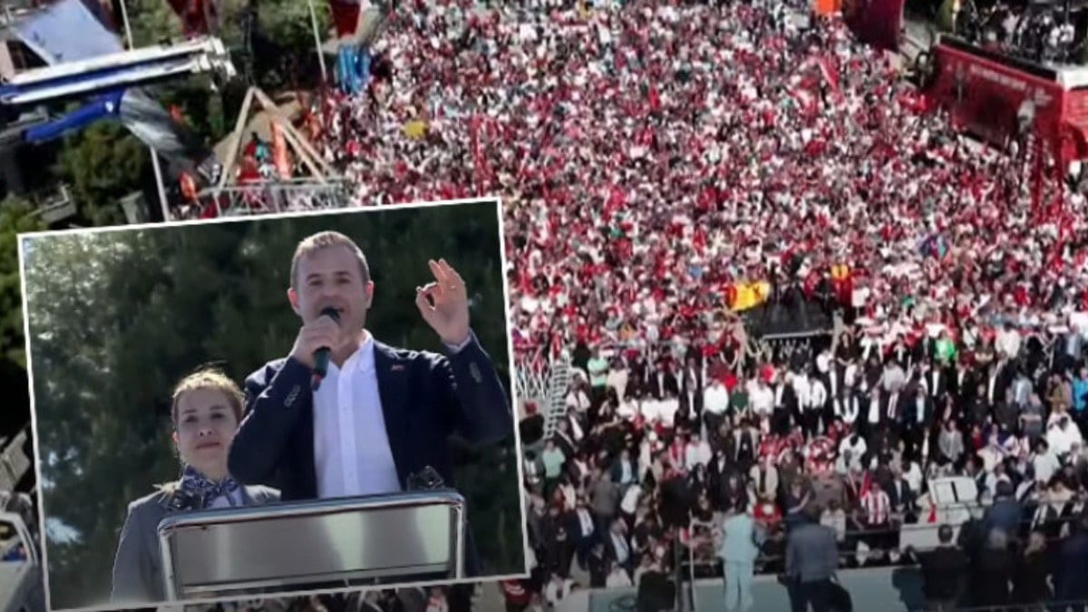 AKP'ye geçecek denilen başkan tıklım tıklım dolu meydandan cevap verdi