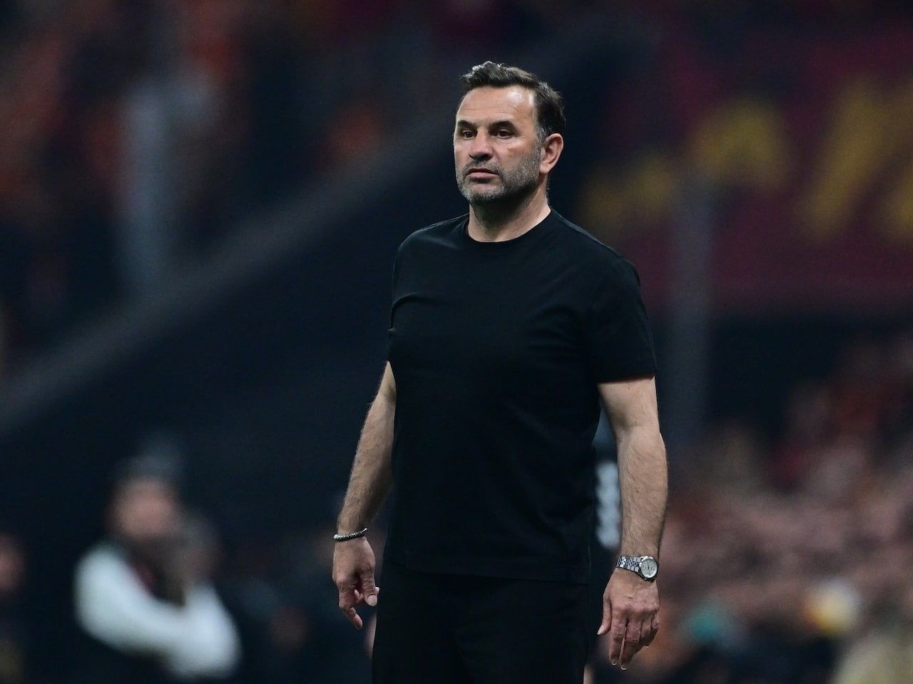 Okan Buruk kalıyor mu? Galatasaray yönetimi herkesin merak ettiği soruya yanıt verdi