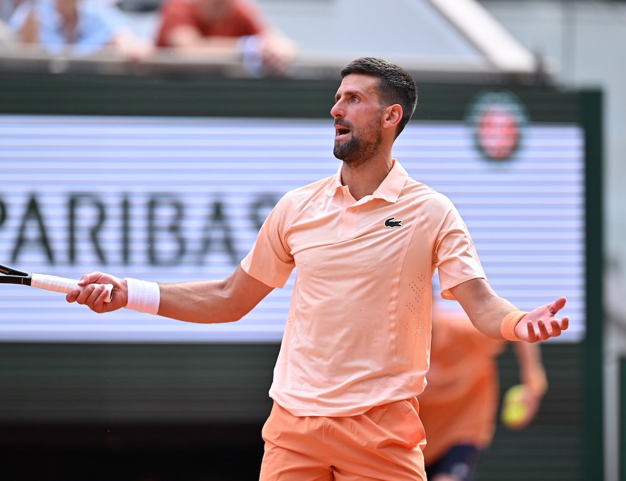 Djokovic, Fransa Açık'a 3. turda veda etti
