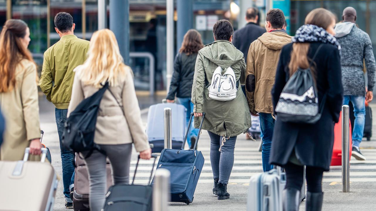 Turistler rezervasyonların yarısını iptal etti: Ülke şokta