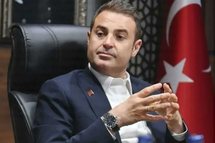 AKP'ye geçeceği iddia ediliyordu! Hafta sonunu işaret etti...