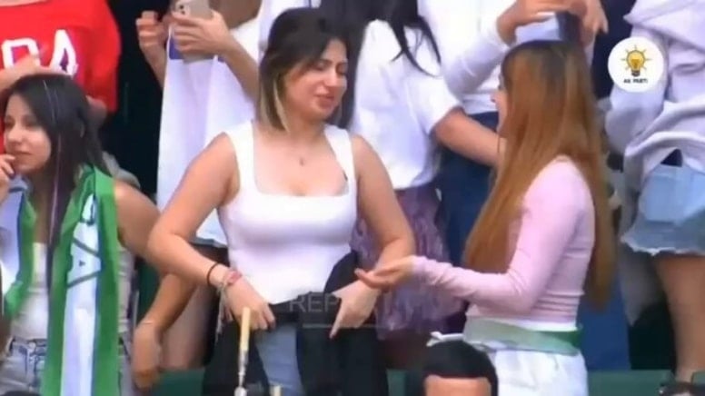 AKP'nin 'Gençlik Şöleni' görüntüleri AKP'lileri birbirine düşürdü