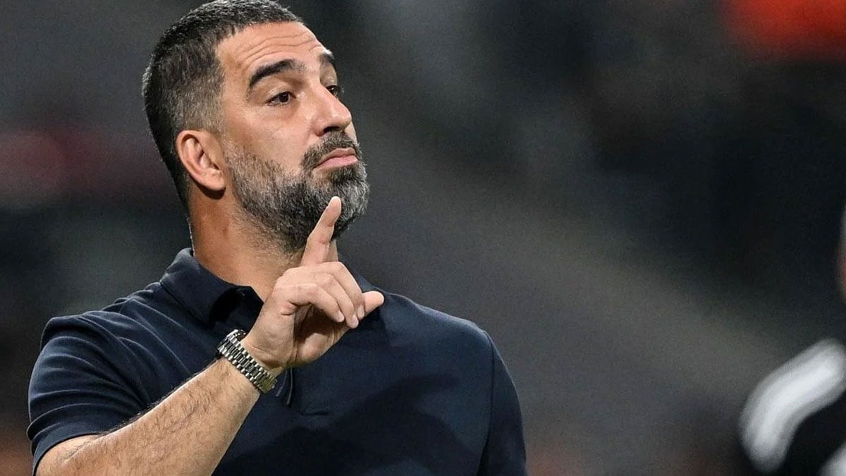 Arda Turan kabusu yaşadı! Herkes sahayı terk etti
