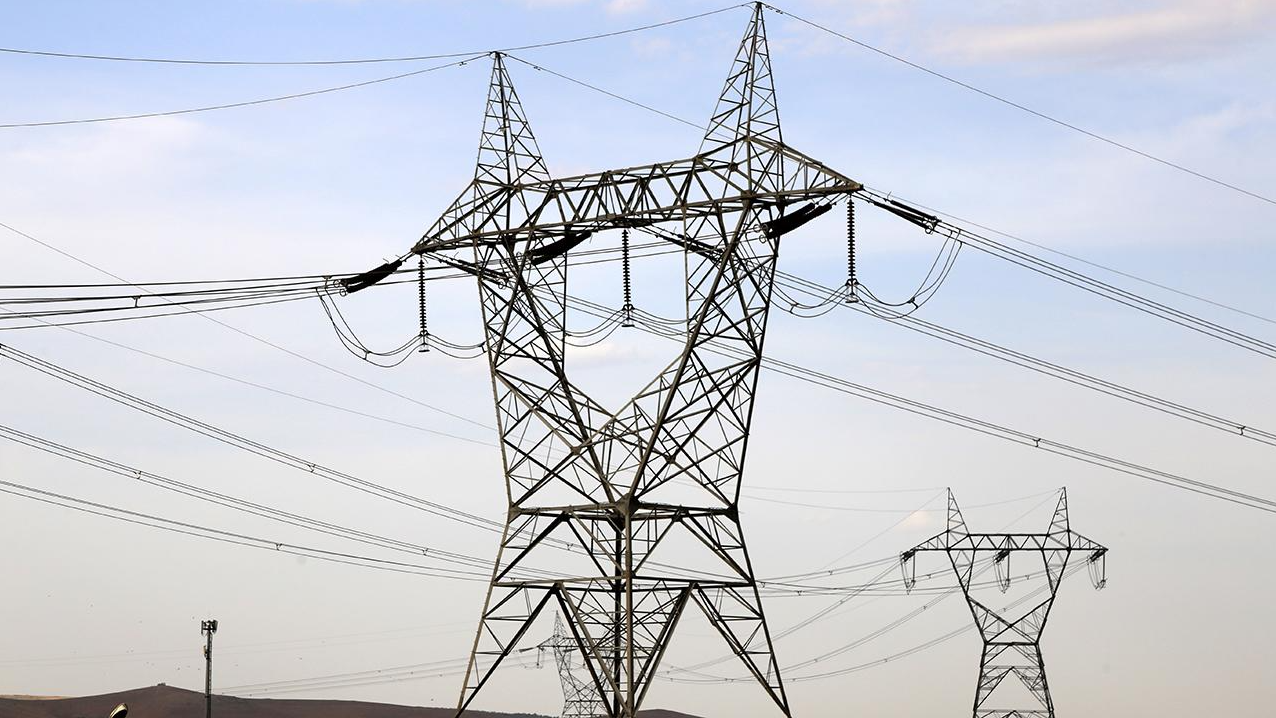 Güneş enerjisi kullananlara elektrik ücretsiz oldu