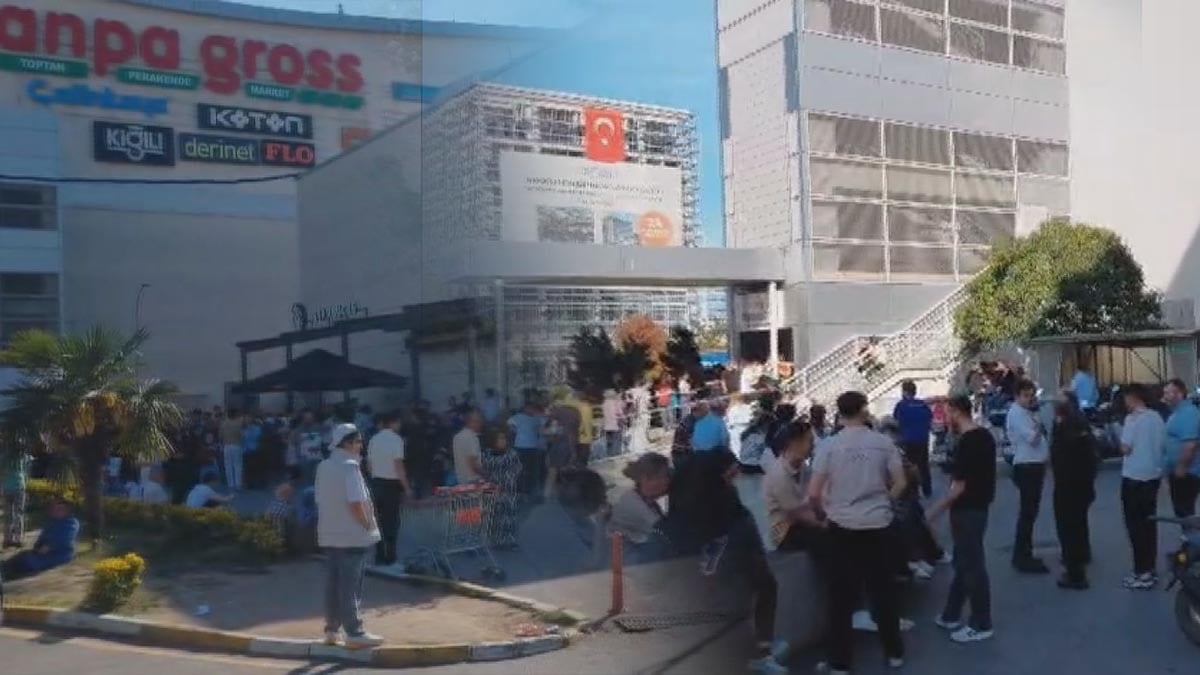 Pendik’te AVM’de korkutan yangın: Vatandaşlar tahliye edildi