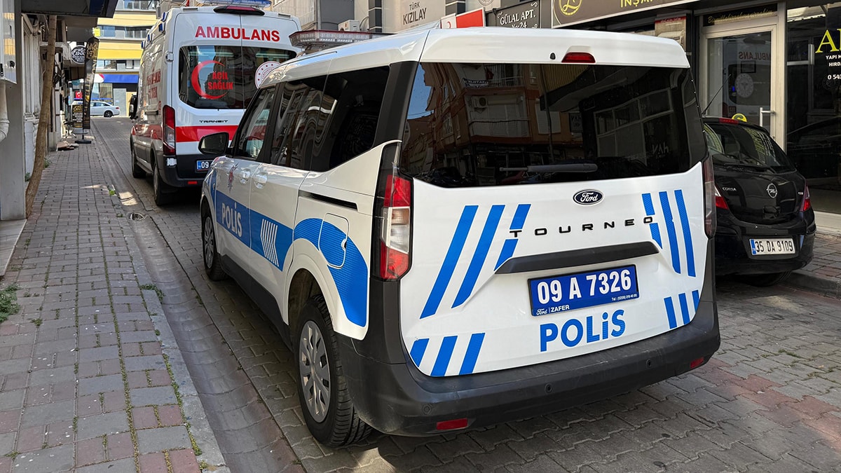 Sağlık çalışanı genç kadın evde ölü bulundu