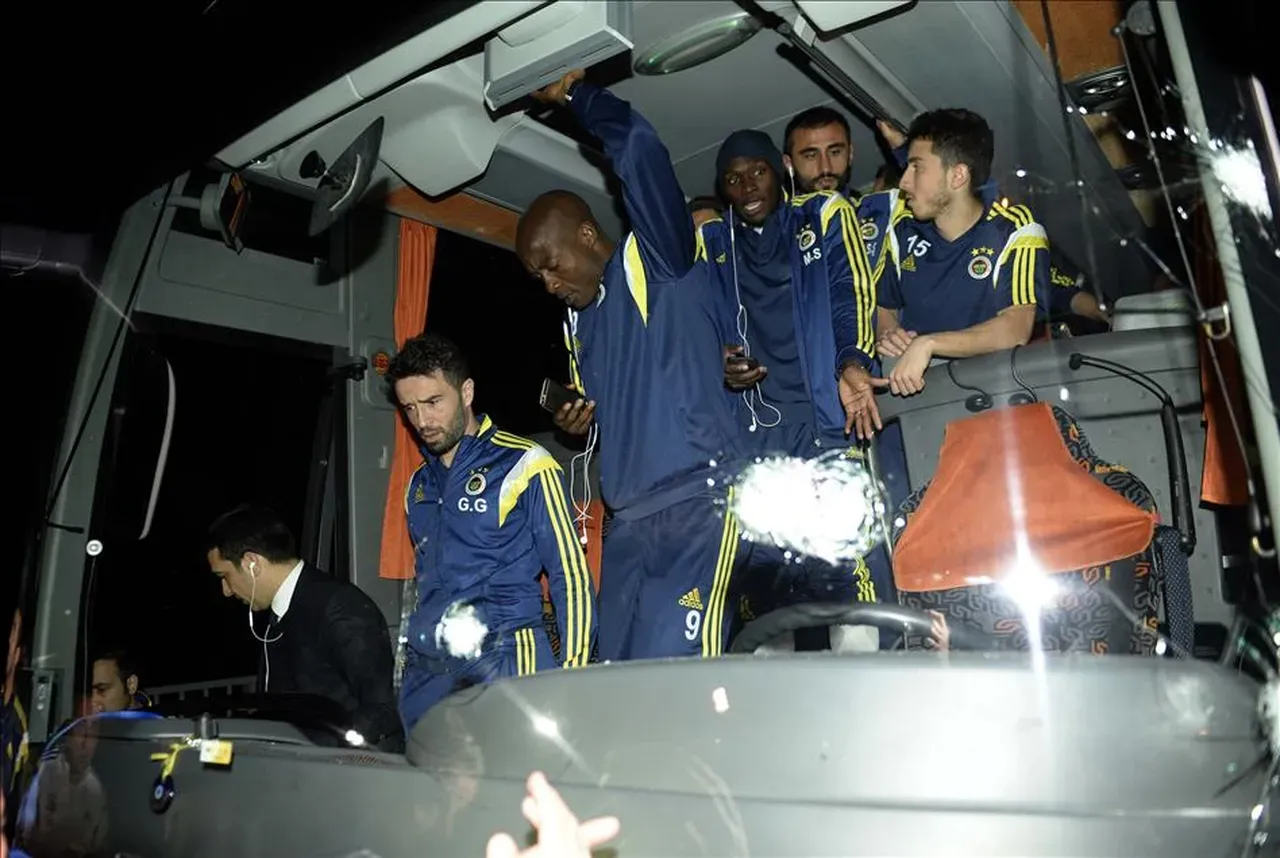 Fenerbahçe'ye saldırı dosyası bozuldu  