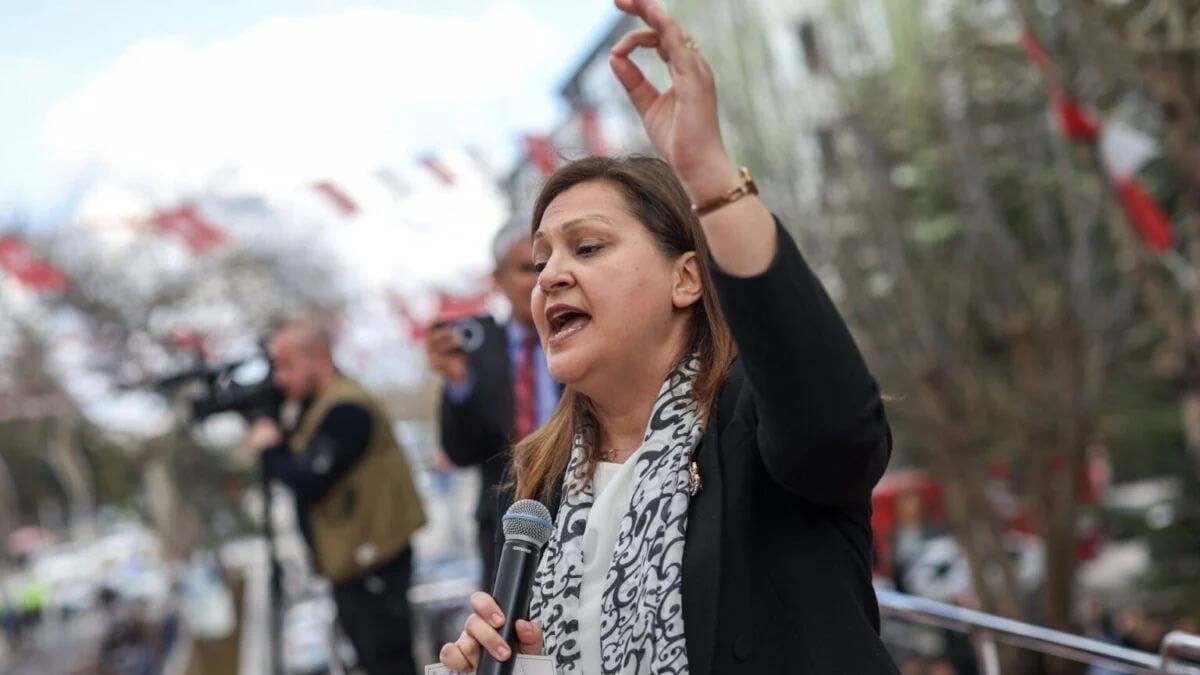 Burcu Köksal AKP'ye katılacağı tarihi açıkladı