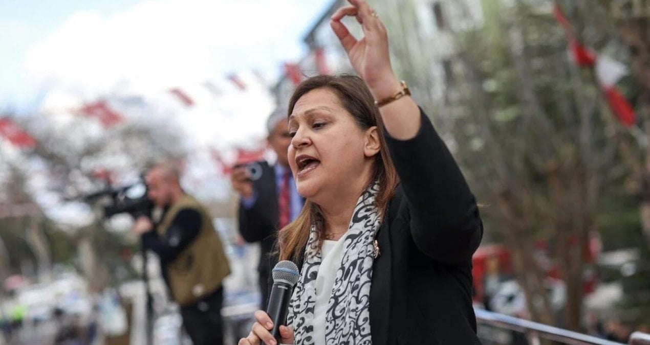 Burcu Köksal AKP'ye katılacağı tarihi açıkladı